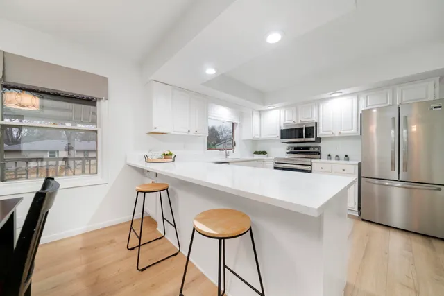 $239,900 | 1630 River Bluff Boulevard, Rockford, IL 61103