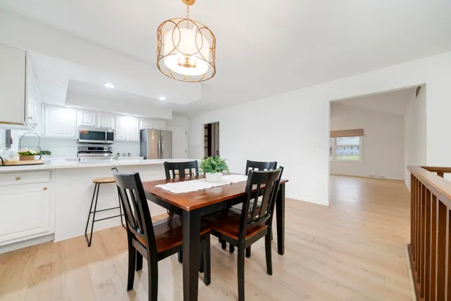 $239,900 | 1630 River Bluff Boulevard, Rockford, IL 61103