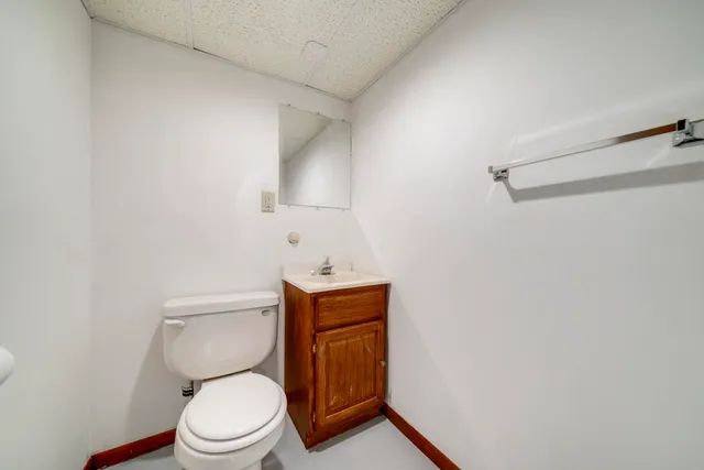 $239,900 | 1630 River Bluff Boulevard, Rockford, IL 61103