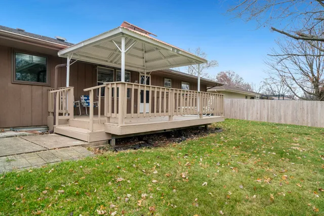 $239,900 | 1630 River Bluff Boulevard, Rockford, IL 61103