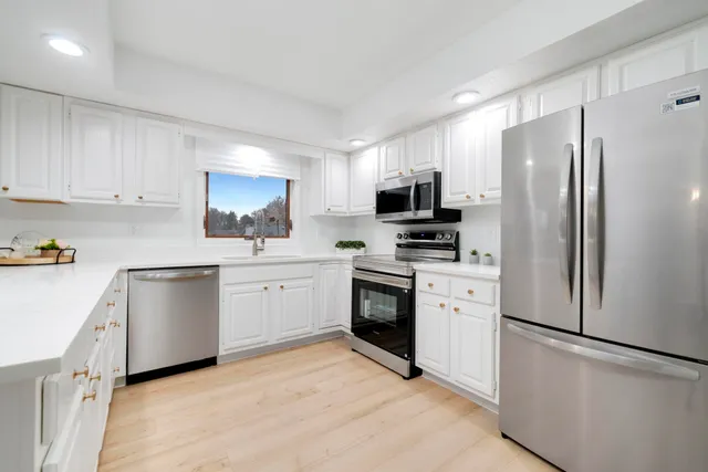 $239,900 | 1630 River Bluff Boulevard, Rockford, IL 61103