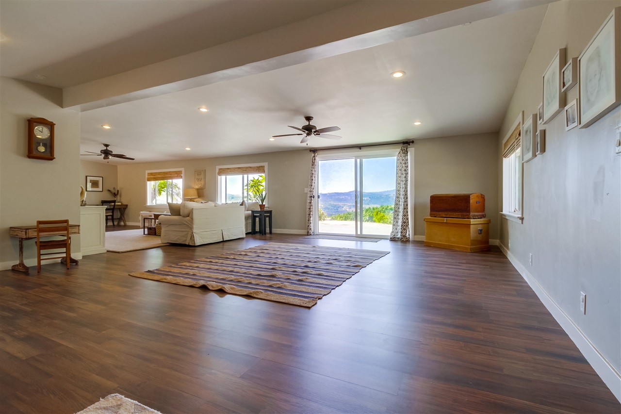31955 Rocking Horse Road Escondido, CA 92026 - Photo 3 of 25