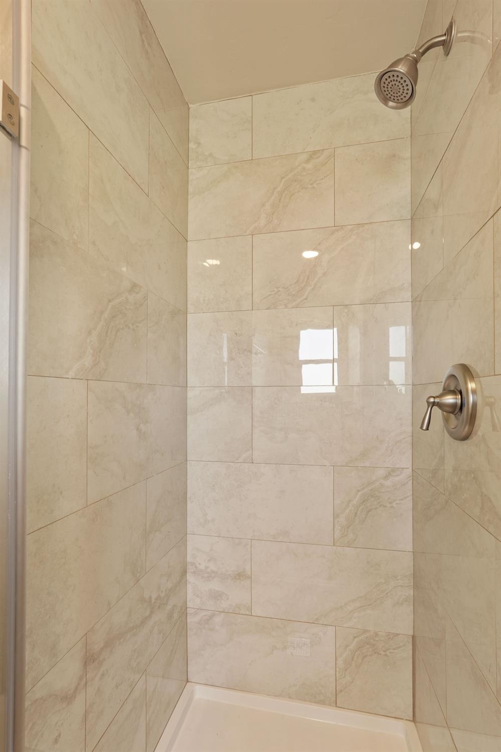 18211 East Jahant Road Acampo, CA 95220 - Photo 14 of 41