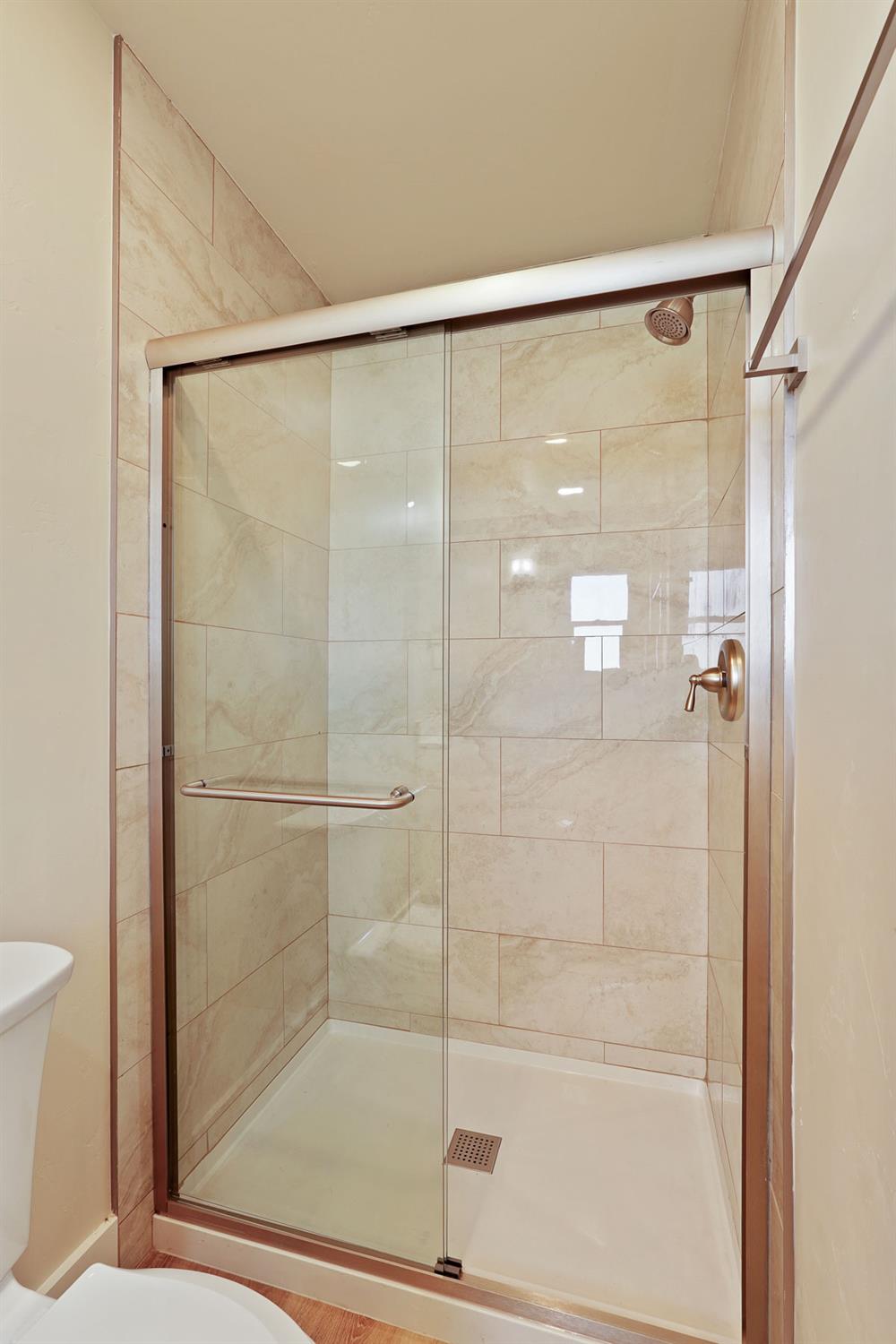 18211 East Jahant Road Acampo, CA 95220 - Photo 21 of 41