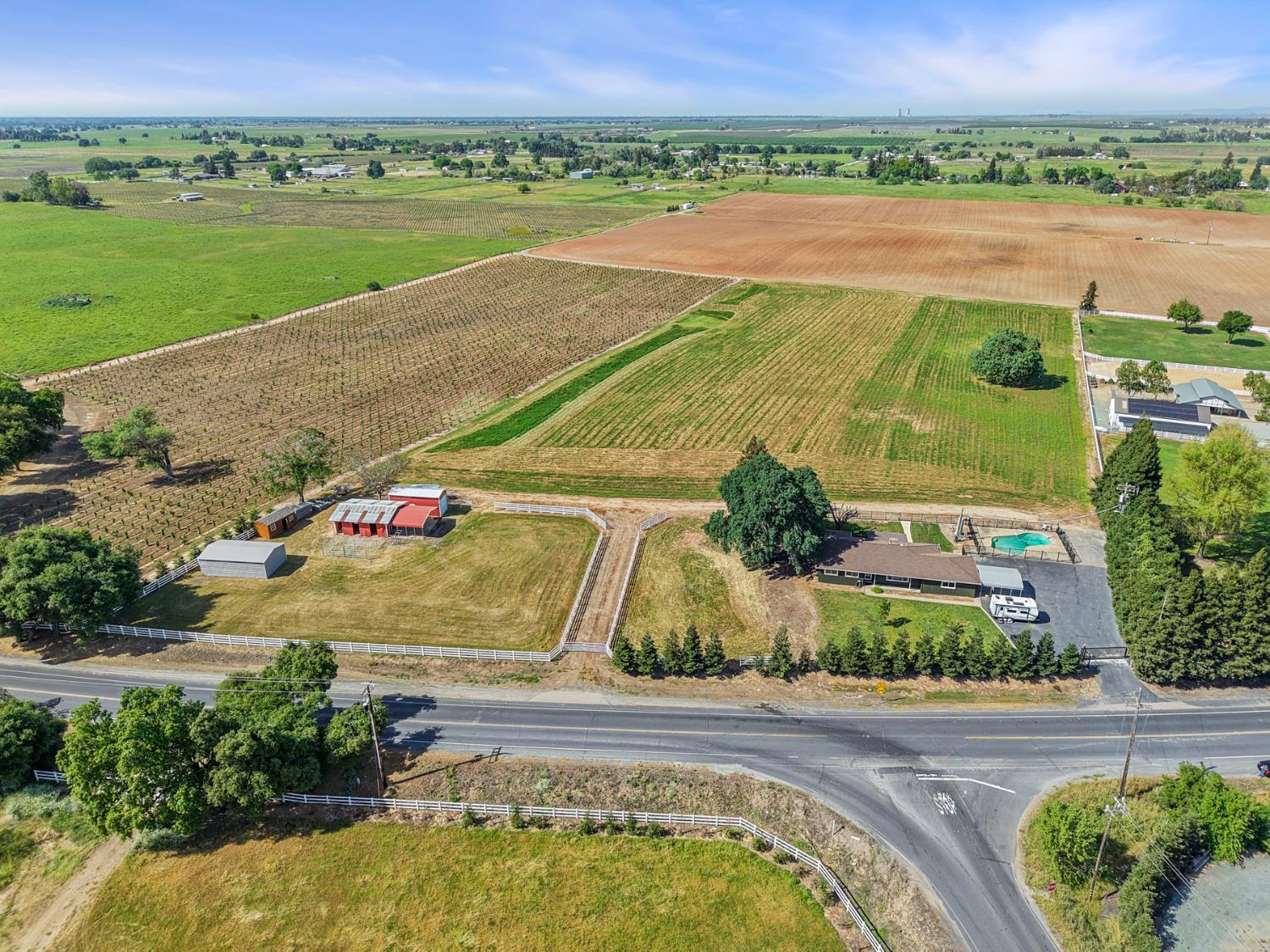 18211 East Jahant Road Acampo, CA 95220 - Photo 35 of 41