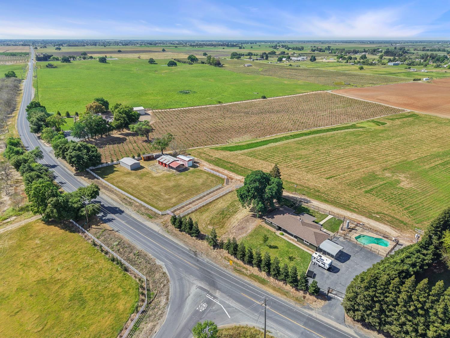 18211 East Jahant Road Acampo, CA 95220 - Photo 38 of 41