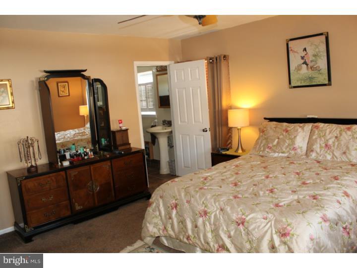 720 Liberty Road Mount Laurel, NJ 08054 - Photo 13 of 25 Bedroom - Main