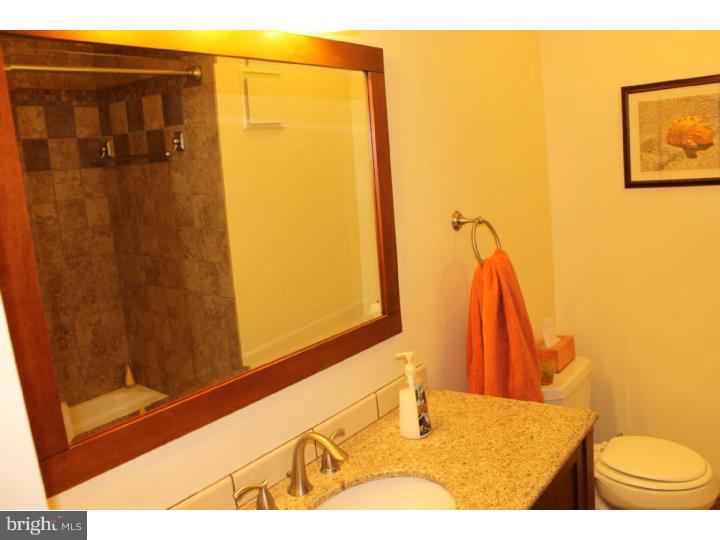 720 Liberty Road Mount Laurel, NJ 08054 - Photo 19 of 25 Bathroom