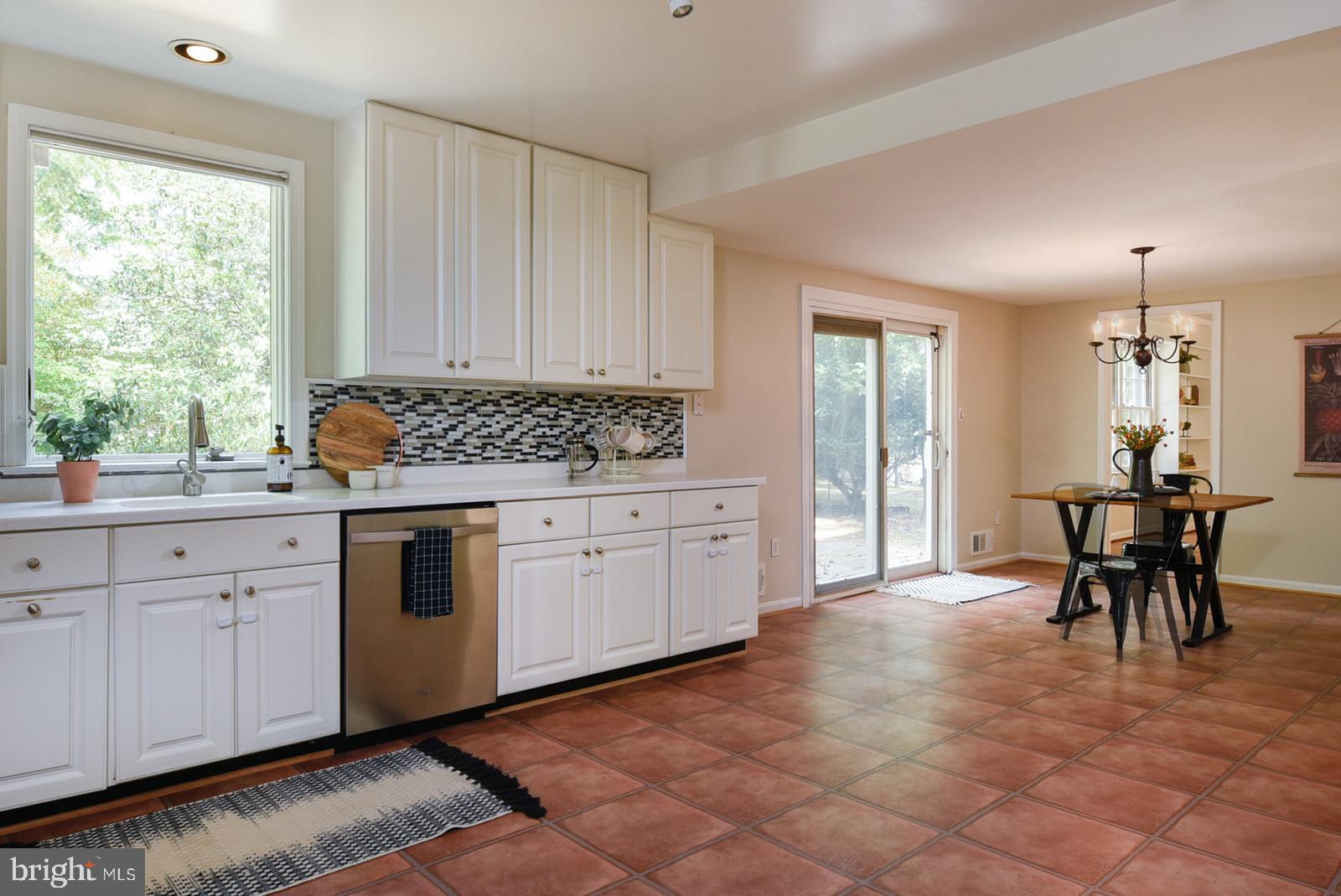 5120 Clinton Road Alexandria, VA 22312 - Photo 15 of 48 Gallery Image 15