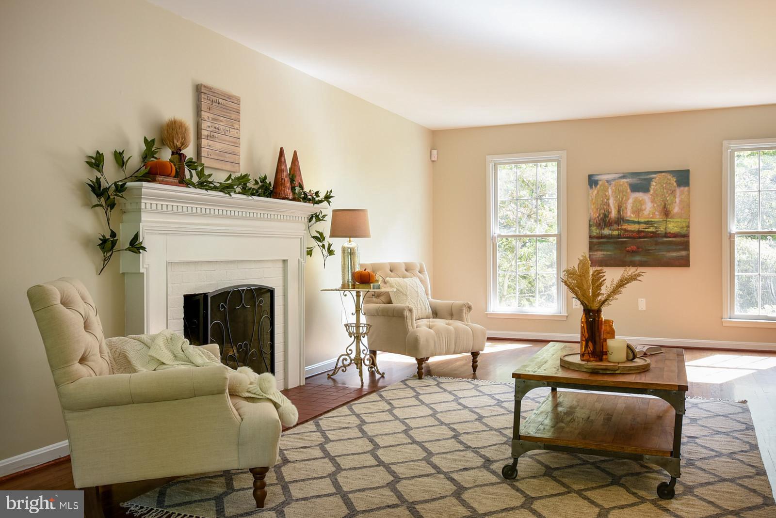 5120 Clinton Road Alexandria, VA 22312 - Photo 3 of 48 Gallery Image 3
