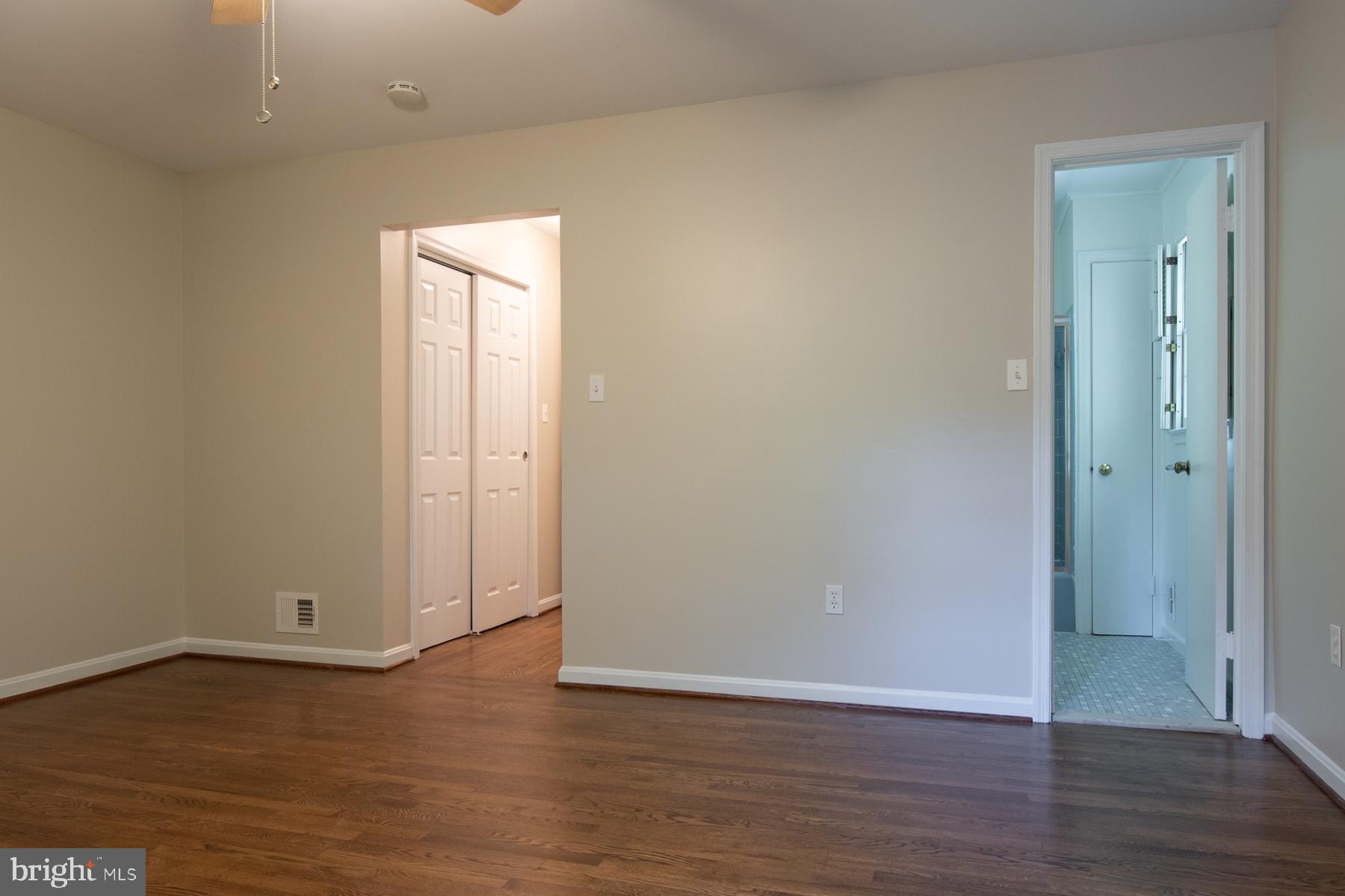 5120 Clinton Road Alexandria, VA 22312 - Photo 22 of 48 Spacious bedroom