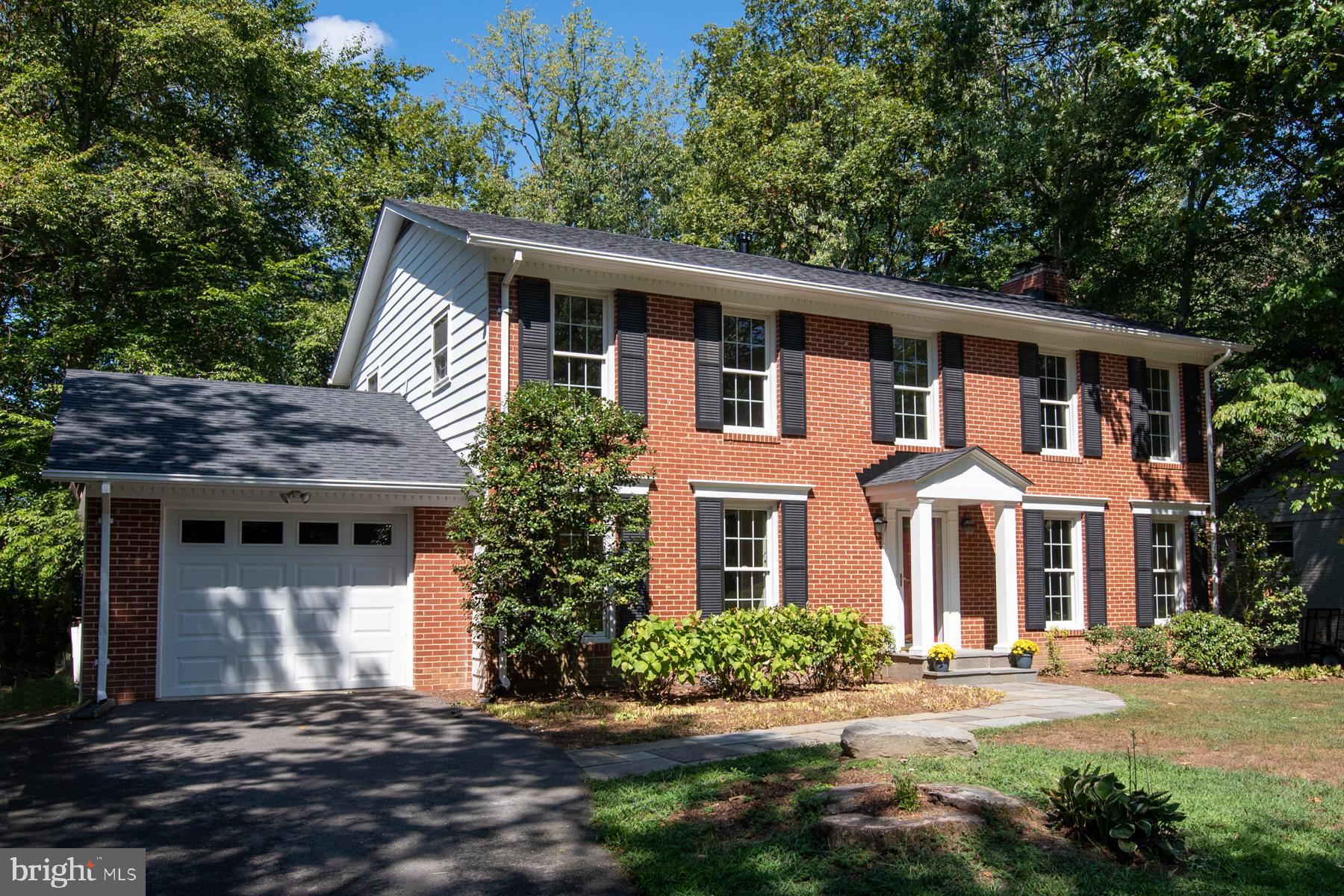 5120 Clinton Road Alexandria, VA 22312 - Photo 40 of 48 Center Hall Colonial w/ 1 car garage
