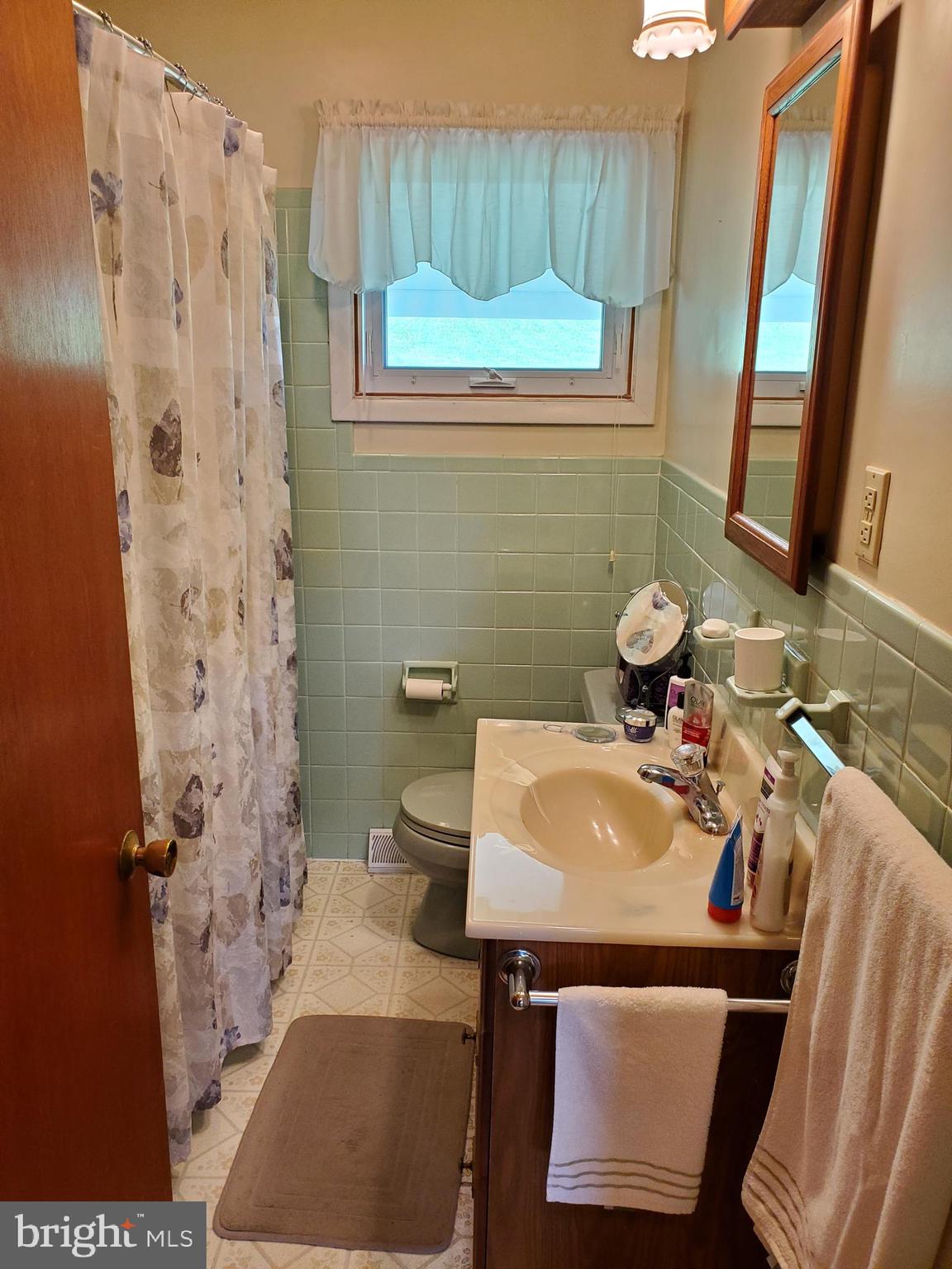 1527 Commonwealth Boulevard Reading, PA 19607 - Photo 11 of 31 Gallery Image 11