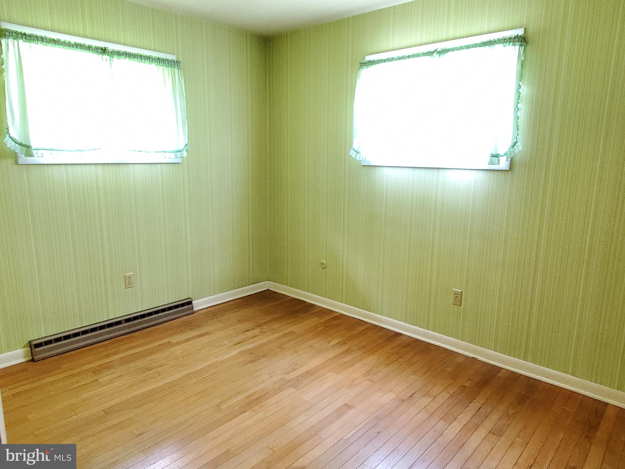 1527 Commonwealth Boulevard Reading, PA 19607 - Photo 14 of 31 Gallery Image 14