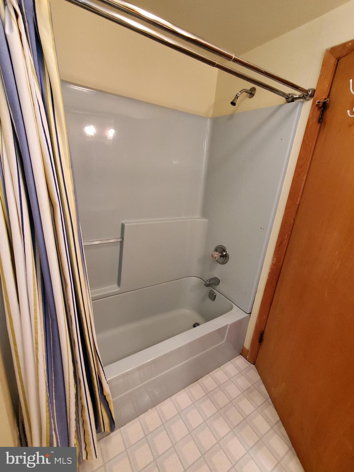 1527 Commonwealth Boulevard Reading, PA 19607 - Photo 21 of 31 Gallery Image 21