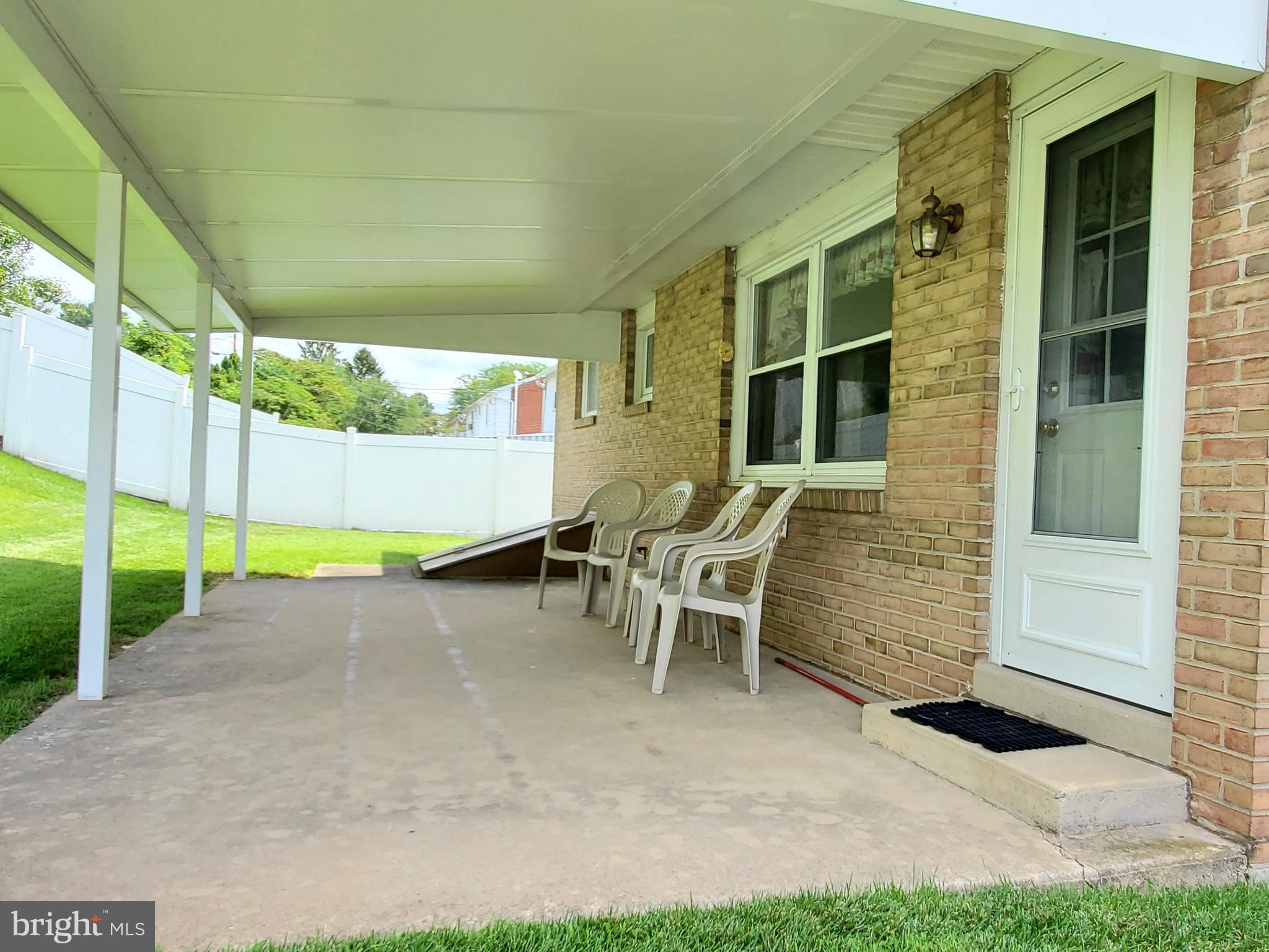 1527 Commonwealth Boulevard Reading, PA 19607 - Photo 28 of 31 Gallery Image 28