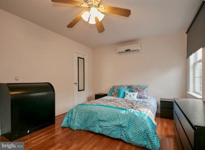 3036 Wayne Road Falls Church, VA 22042 - Photo 14 of 27 Bedroom (Master)