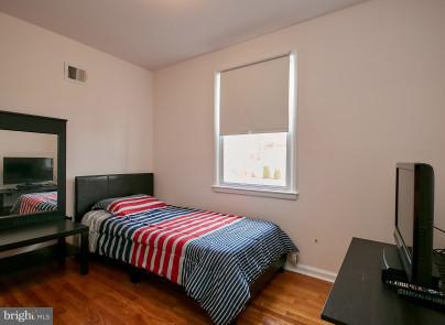 3036 Wayne Road Falls Church, VA 22042 - Photo 21 of 27 Bedroom