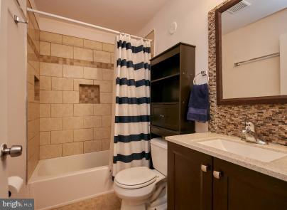 3036 Wayne Road Falls Church, VA 22042 - Photo 22 of 27 Bath