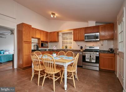 3036 Wayne Road Falls Church, VA 22042 - Photo 7 of 27 Kitchen
