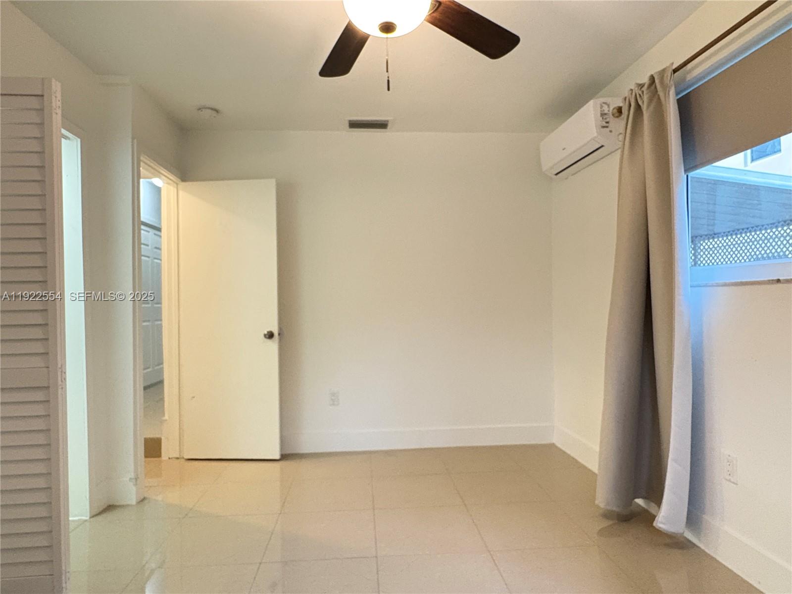 527 Southwest 9th Avenue, Unit 527 Miami, FL 33130 - Photo 27 of 34 a view of an empty room