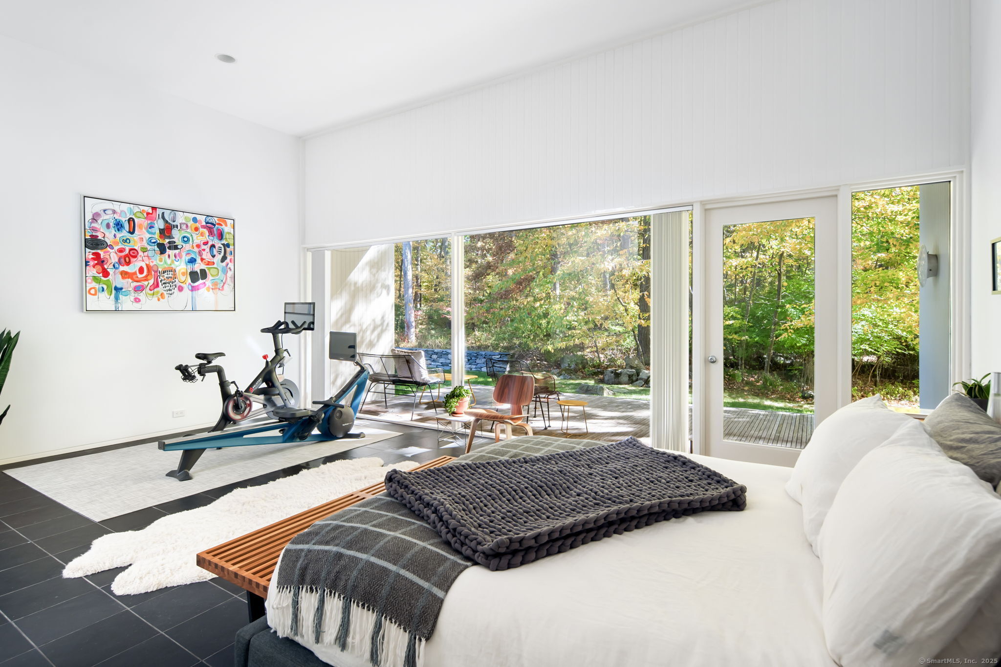 431 Valley Road New Canaan, CT 06840 - Photo 16 of 36