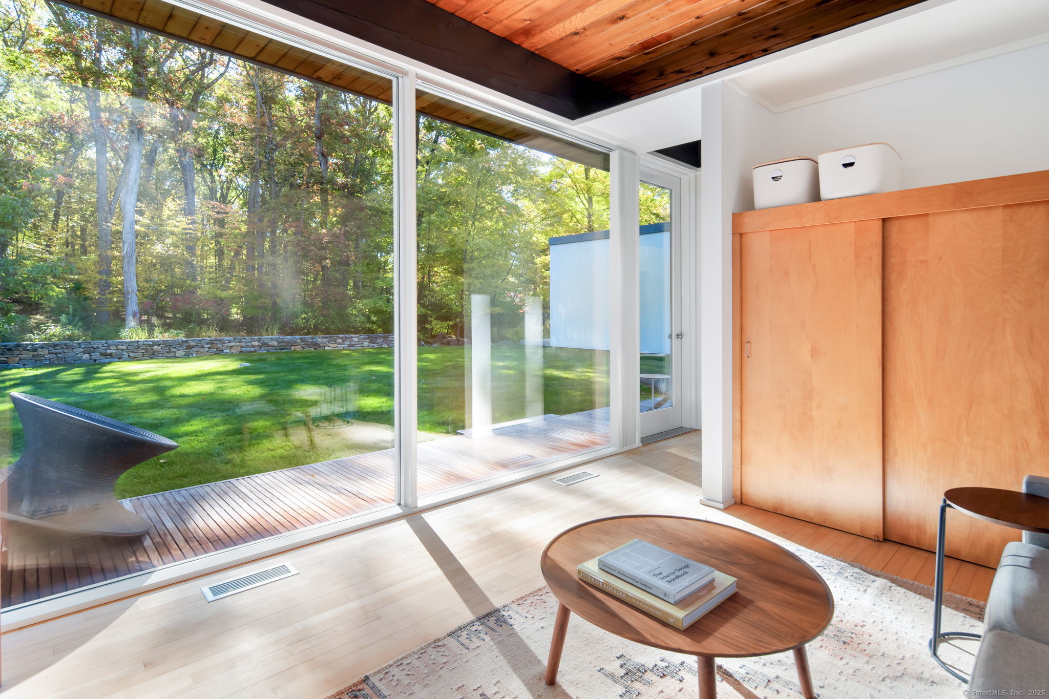 431 Valley Road New Canaan, CT 06840 - Photo 28 of 36