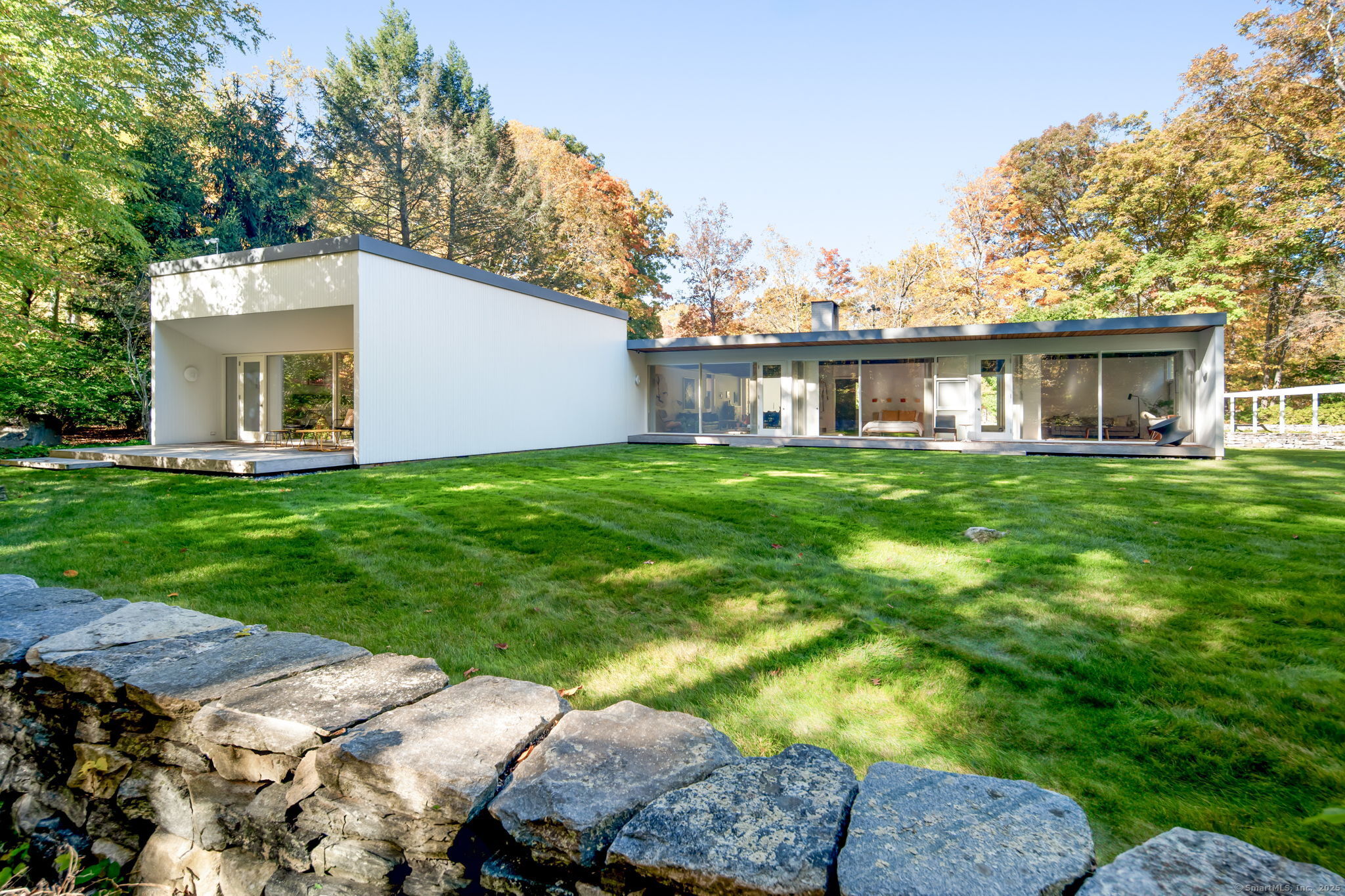 431 Valley Road New Canaan, CT 06840 - Photo 31 of 36