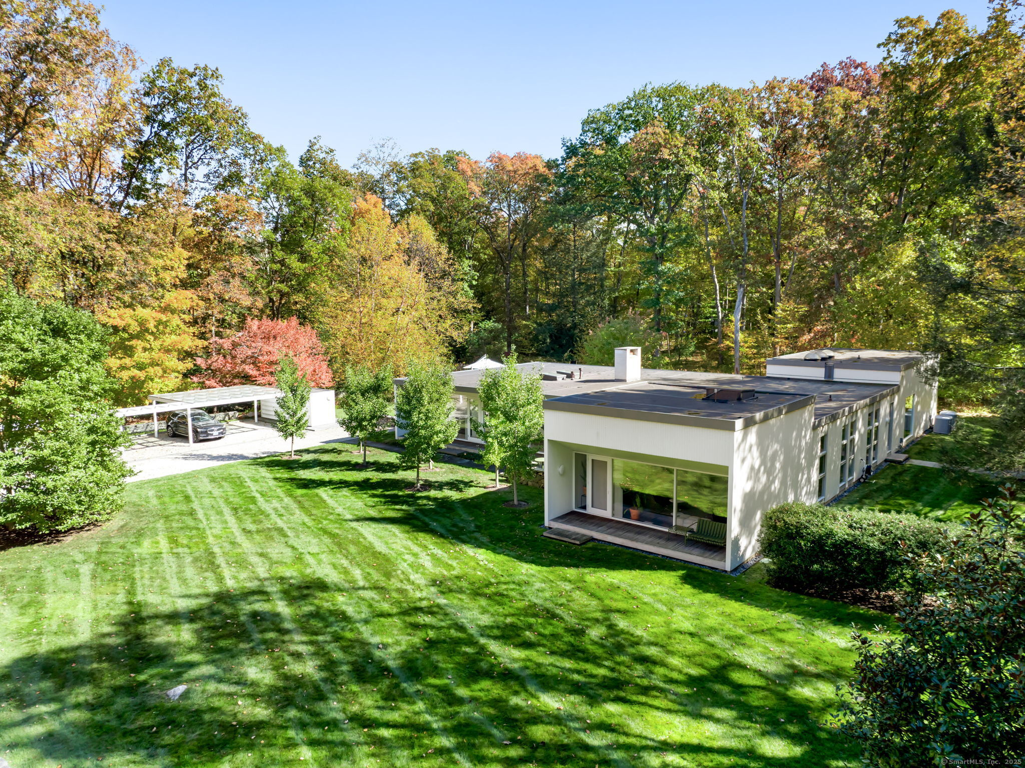 431 Valley Road New Canaan, CT 06840 - Photo 33 of 36