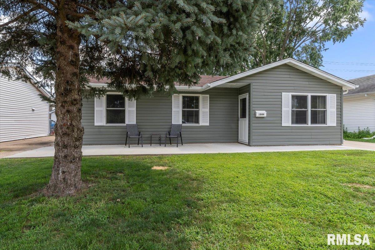 1844 Camden Street Springfield, IL 62702 - Photo 4 of 30
