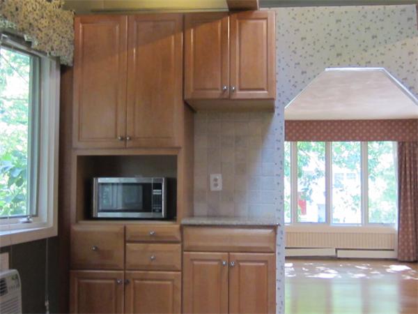 36 Birchwood Road Holliston, MA 01746 - Photo 6 of 28 Gallery Image 6