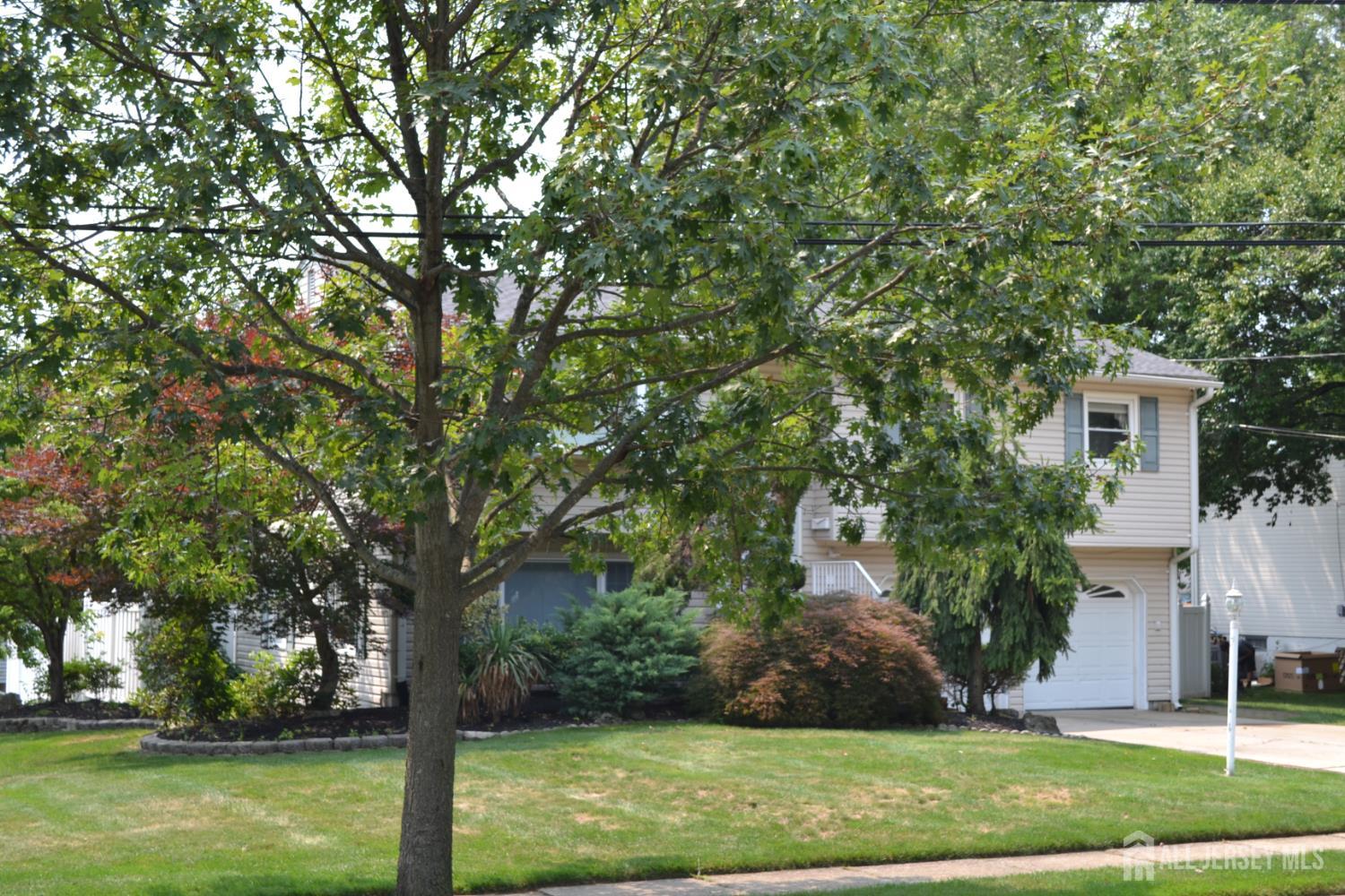 2 Albemarle Road East Brunswick, NJ 08816 - Photo 4 of 24