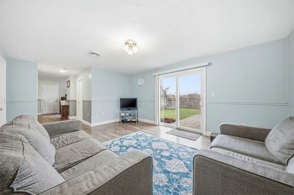$635,000 | 717 Pleasant Street, Unit B, Norwood, MA 02062
