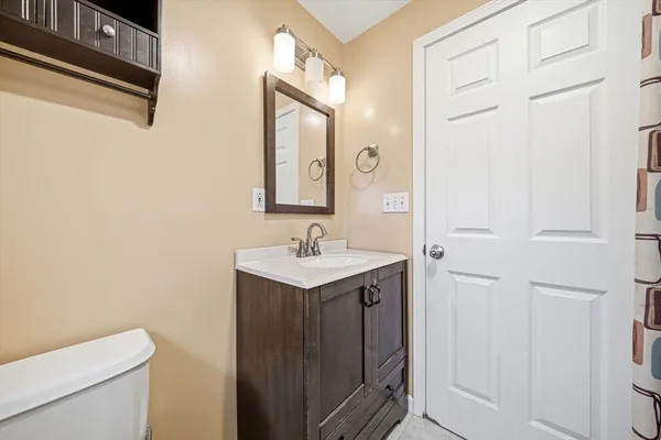 $635,000 | 717 Pleasant Street, Unit B, Norwood, MA 02062