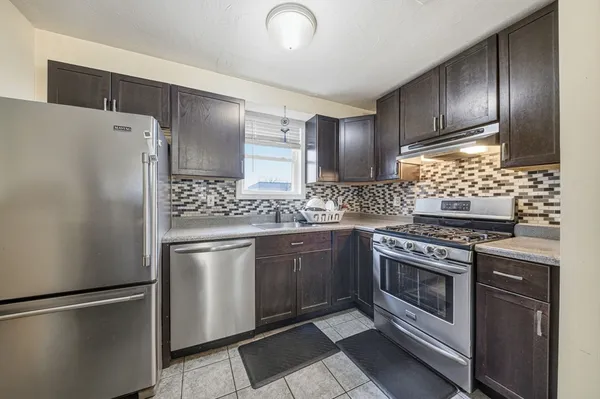 $635,000 | 717 Pleasant Street, Unit B, Norwood, MA 02062