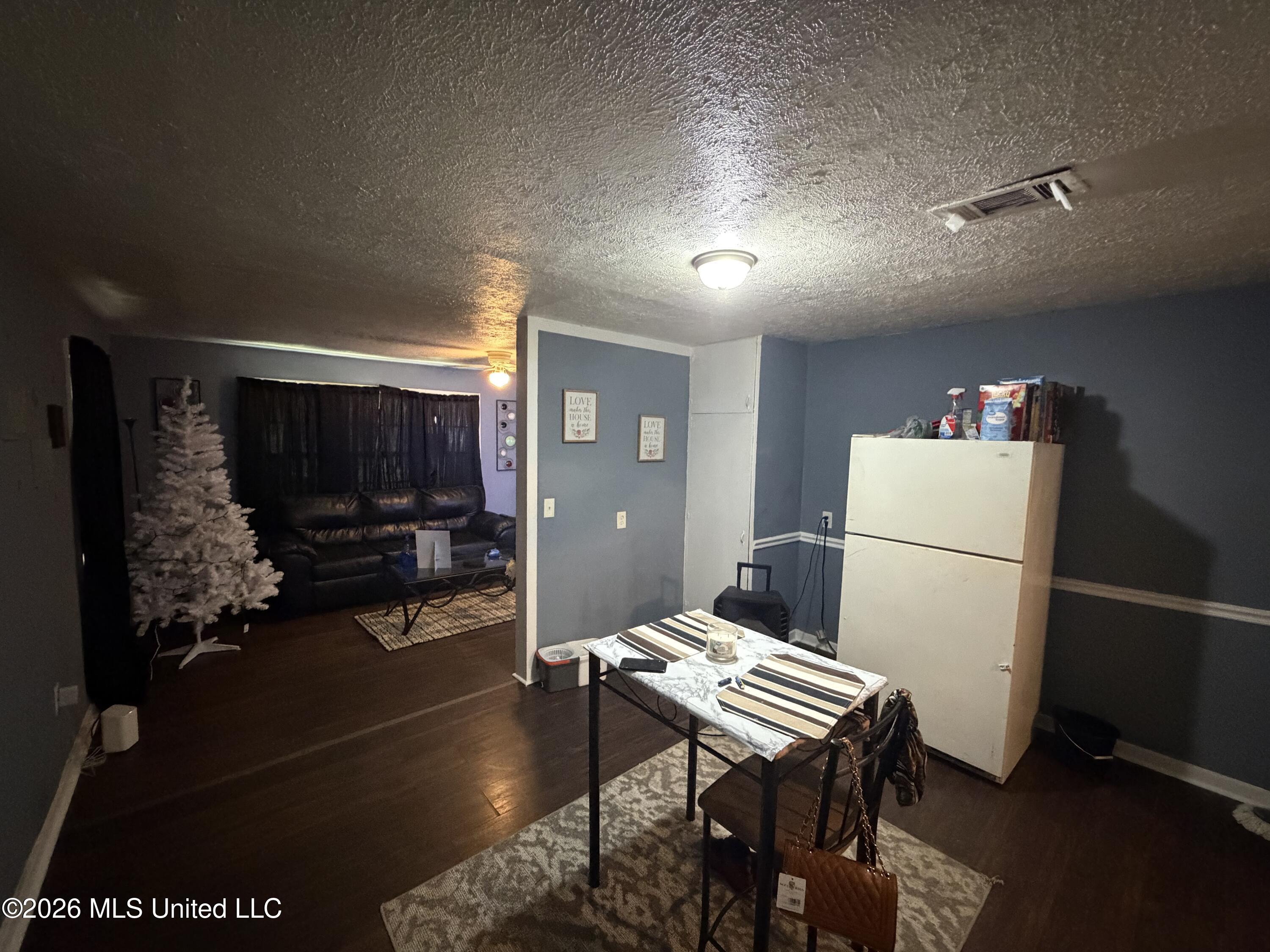 3544 Hines Street Jackson, MS 39212 - Photo 5 of 12 IMG_6437
