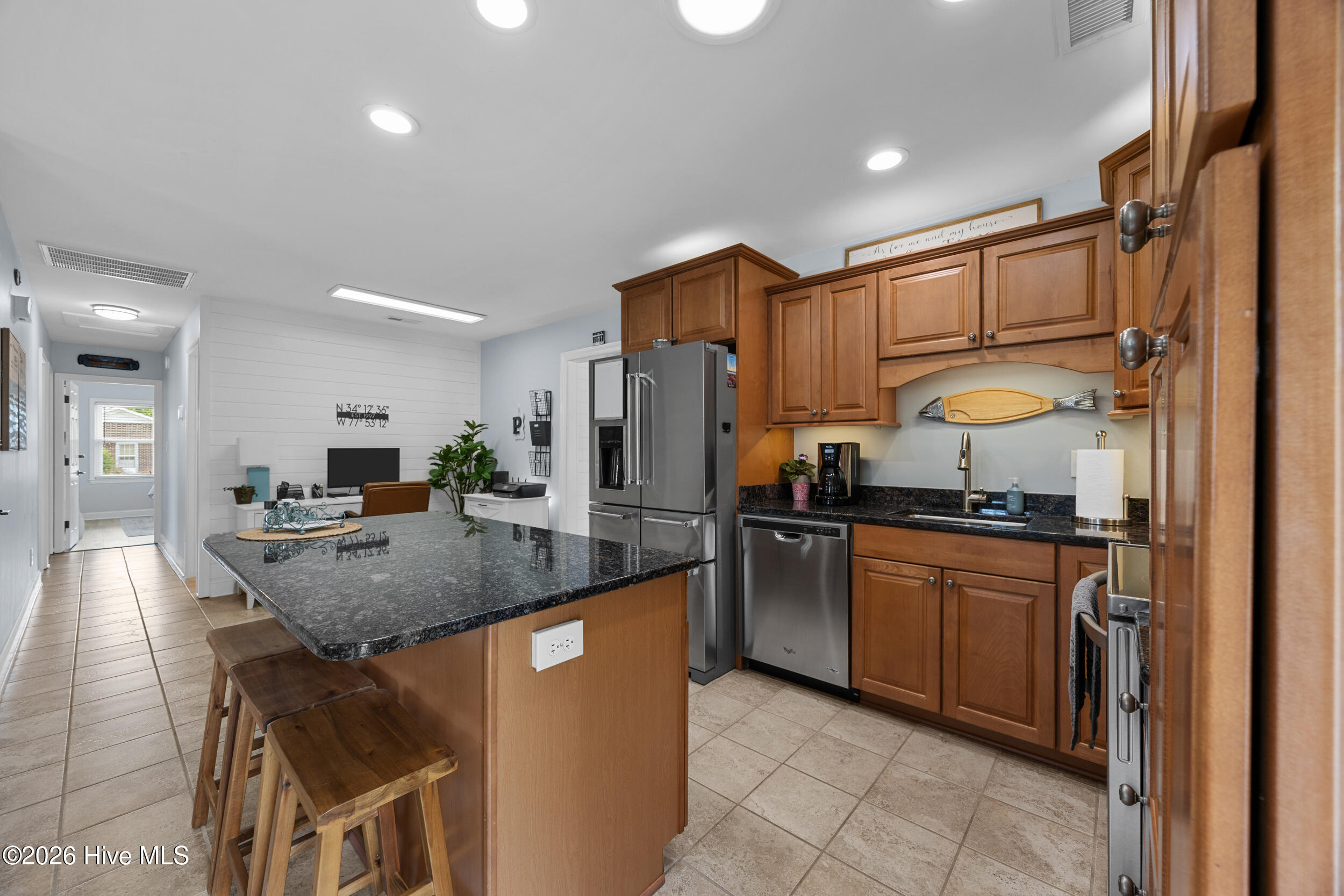 901 Spring Valley Road Wilmington, NC 28405 - Photo 6 of 30 Gallery Image 6