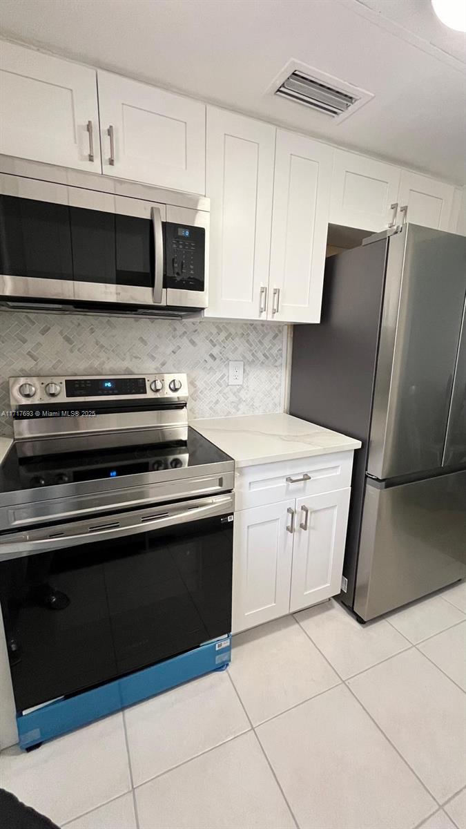 300 Northeast 20th Street, Unit 6060 Boca Raton, FL 33431 - Photo 1 of 15 Gallery Image 1
