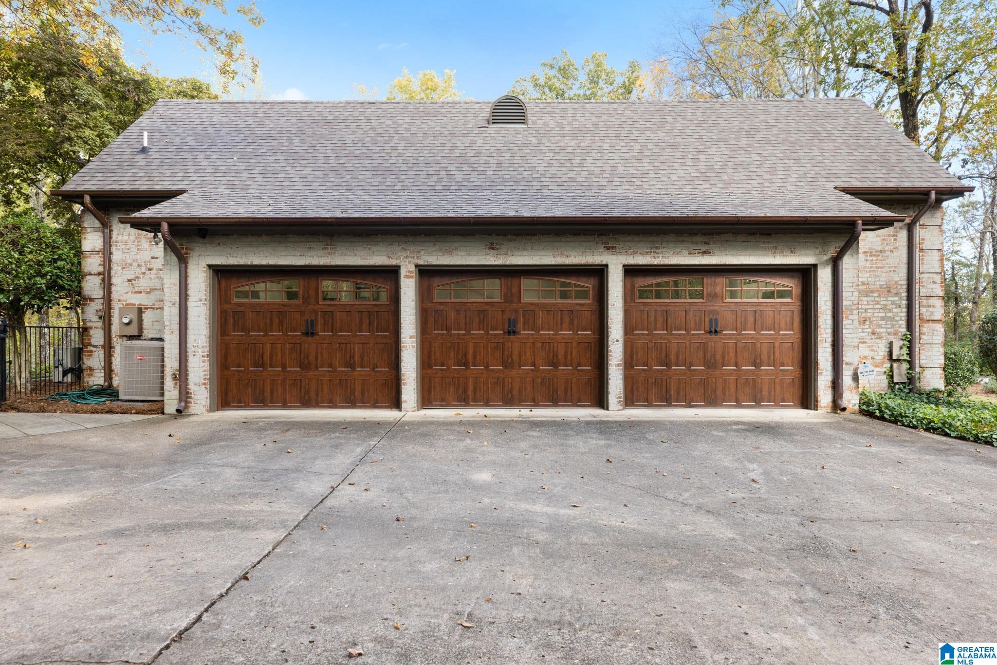 4532 Old Leeds Road Mountain Brook, AL 35213 - Photo 4 of 56