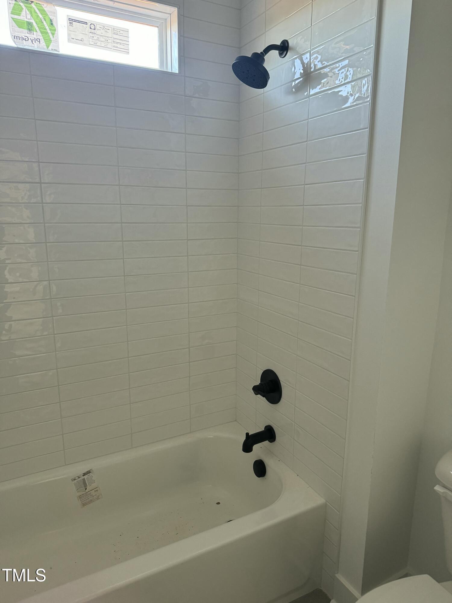 8536 Savage Road Spring Hope, NC 27882 - Photo 24 of 33 Tub