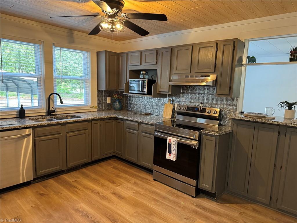 3125 Gumtree Road Winston-Salem, NC 27107 - Photo 5 of 17