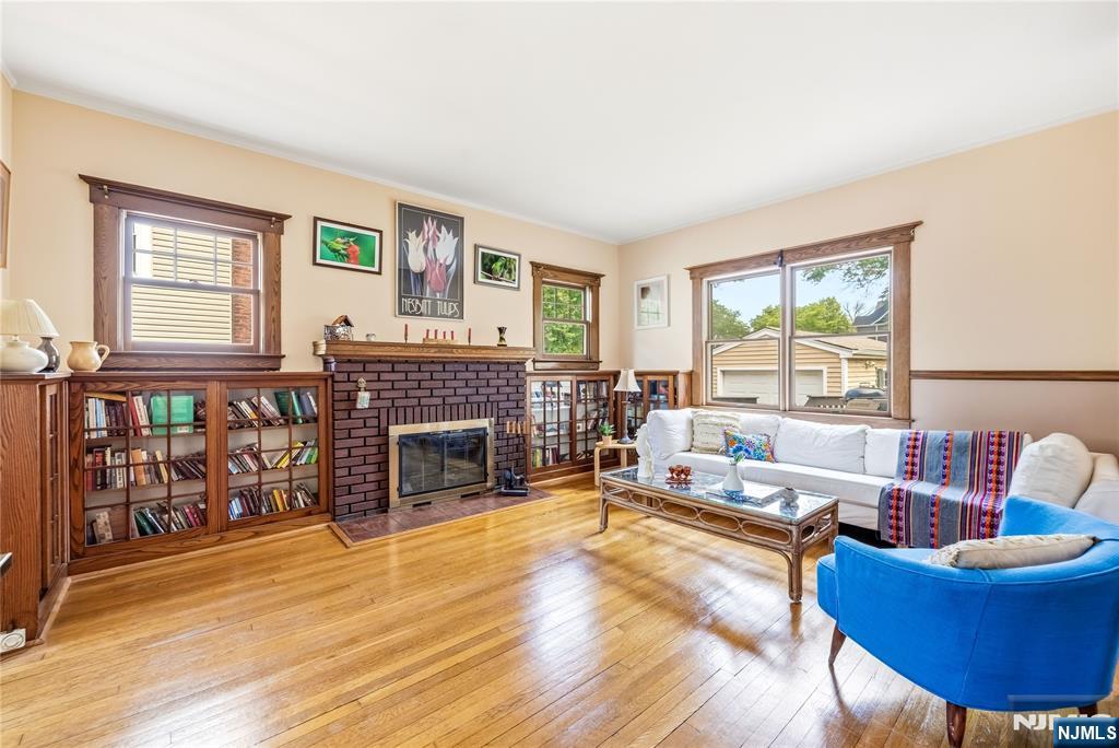 176 Woodward Avenue Rutherford, NJ 07070 - Photo 8 of 50