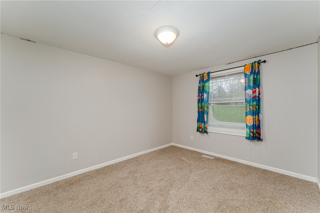 1445 Sunnyacres Road Akron, OH 44321 - Photo 13 of 36