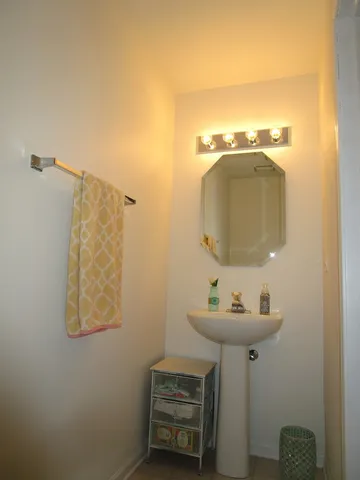 $394,900 | 2714 Whitlock Drive, Darien, IL 60561