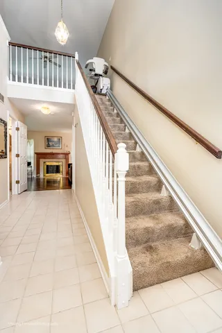 $394,900 | 2714 Whitlock Drive, Darien, IL 60561