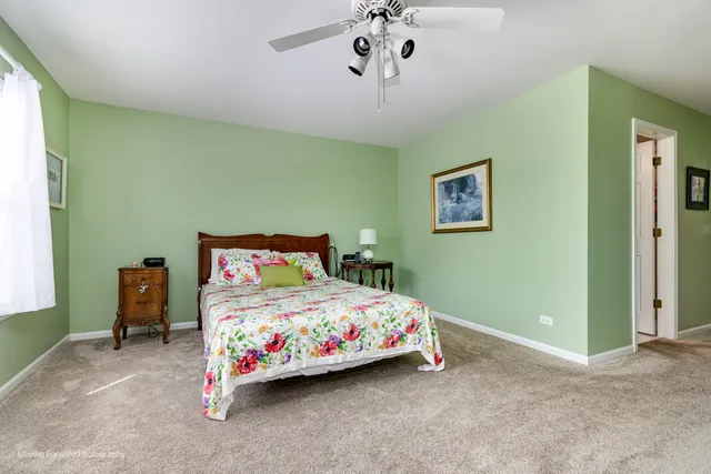 $394,900 | 2714 Whitlock Drive, Darien, IL 60561