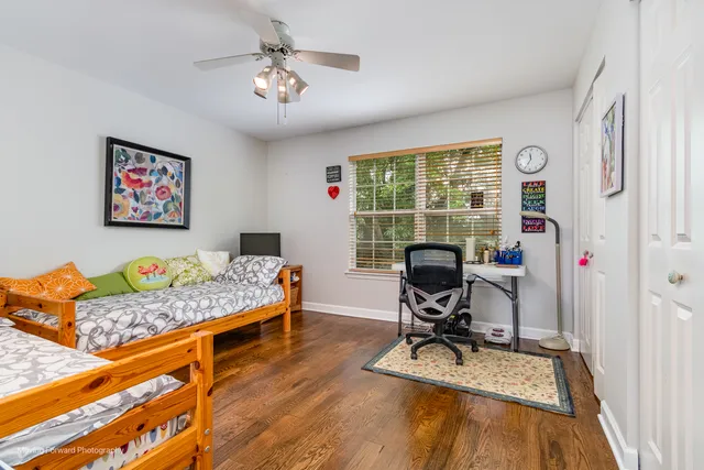 $394,900 | 2714 Whitlock Drive, Darien, IL 60561