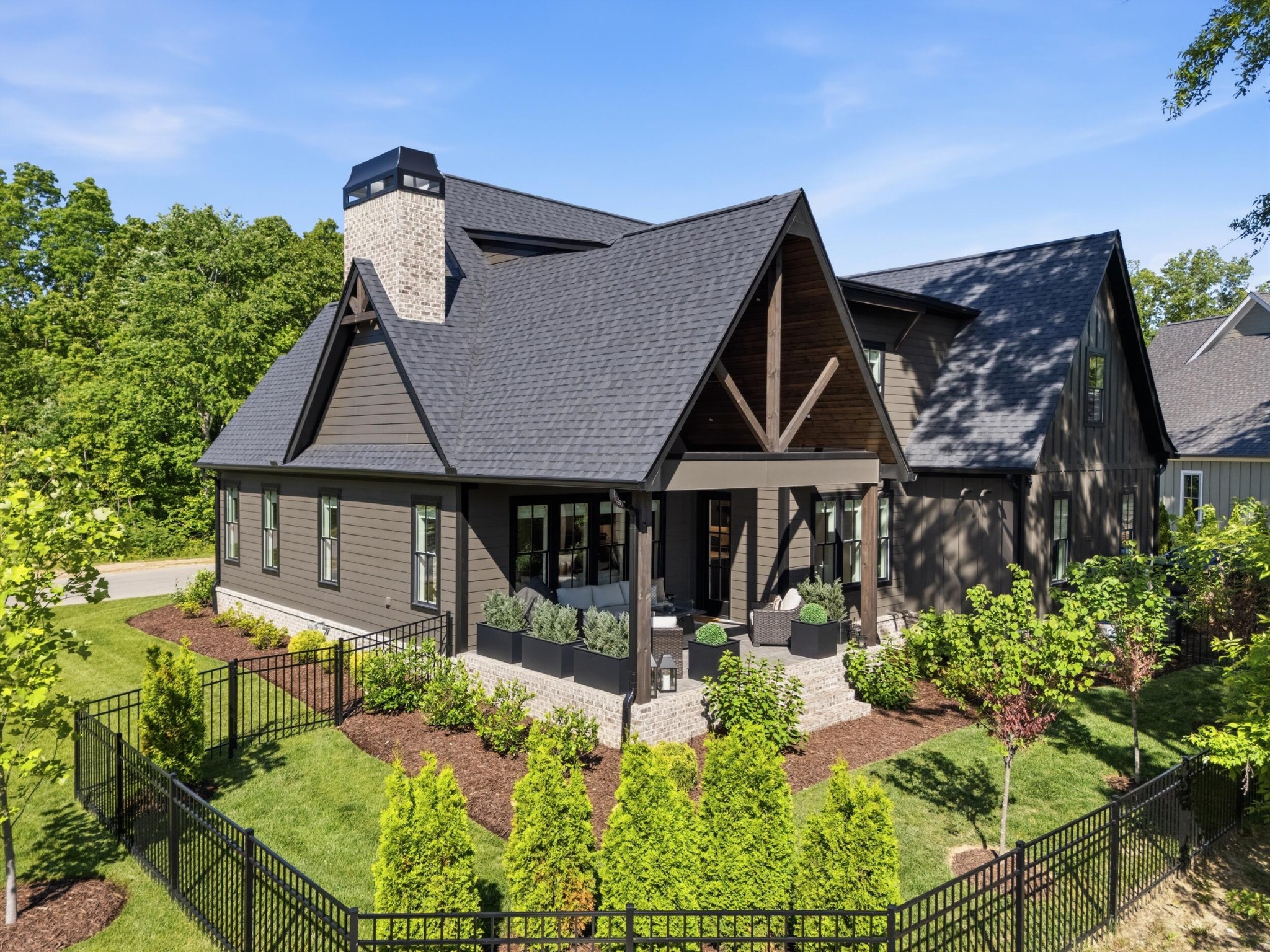 5060 Amethyst Road Chattanooga, TN 37419 - Photo 5 of 54