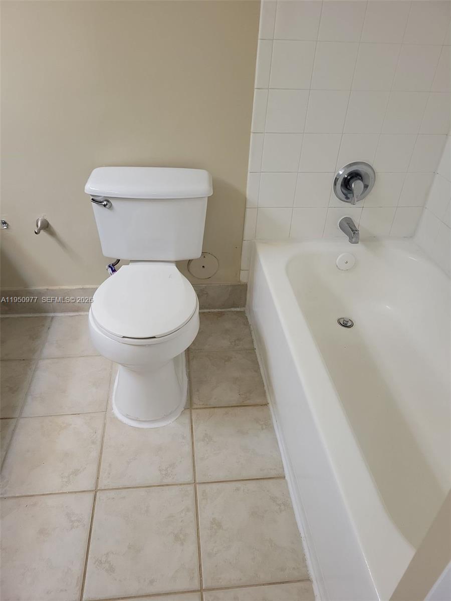 4151 Haverhill Road, Unit 1502 West Palm Beach, FL 33417 - Photo 14 of 15