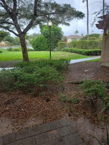 $1,650 | 4151 Haverhill Road, Unit 1502, West Palm Beach, FL 33417